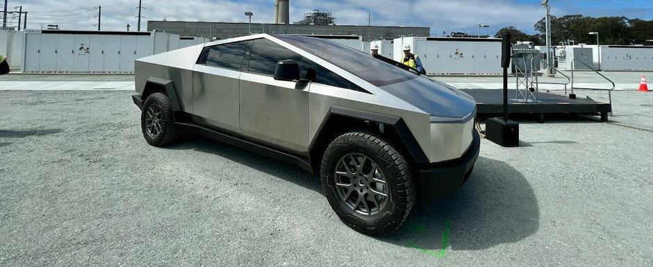 Primul pick-up de la Tesla a debutat oficial si e diferit de tot ce ai vazut la viata ta. Americanii au anuntat, in sfarsit, data livrarii primelor exemplare Primul pick-up de la Tesla a debutat oficial si e diferit de tot ce ai vazut la viata ta. Americanii au anuntat, in sfarsit, data livrarii primelor exemplare