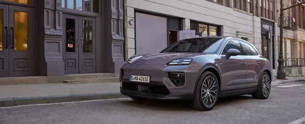 Primul SUV cu propulsie electrica de la Porsche a debutat oficial. Noul Porsche Macan accelereaza de la 0 la 100 km/h mai repede decat un 911 GT3 si costa de aproape doua ori mai mult decat o Tesla Model Y. Cat costa in Romania