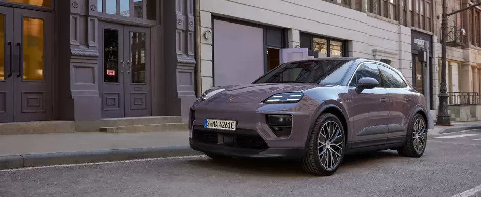 Primul SUV cu propulsie electrica de la Porsche a debutat oficial. Noul Porsche Macan accelereaza de la 0 la 100 km/h mai repede decat un 911 GT3 si costa de aproape doua ori mai mult decat o Tesla Model Y. Cat costa in Romania Primul SUV cu propulsie electrica de la Porsche a debutat oficial. Noul Porsche Macan accelereaza de la 0 la 100 km/h mai repede decat un 911 GT3 si costa de aproape doua ori mai mult decat o Tesla Model Y. Cat costa in Romania