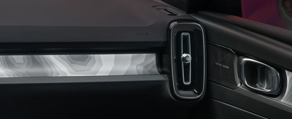 Primul Volvo cu tractiune spate din istoria lumii moderne a debutat oficial. Suedezii au publicat acum toate informatiile si fotografiile oficiale Primul Volvo cu tractiune spate din istoria lumii moderne a debutat oficial. Suedezii au publicat acum toate informatiile si fotografiile oficiale
