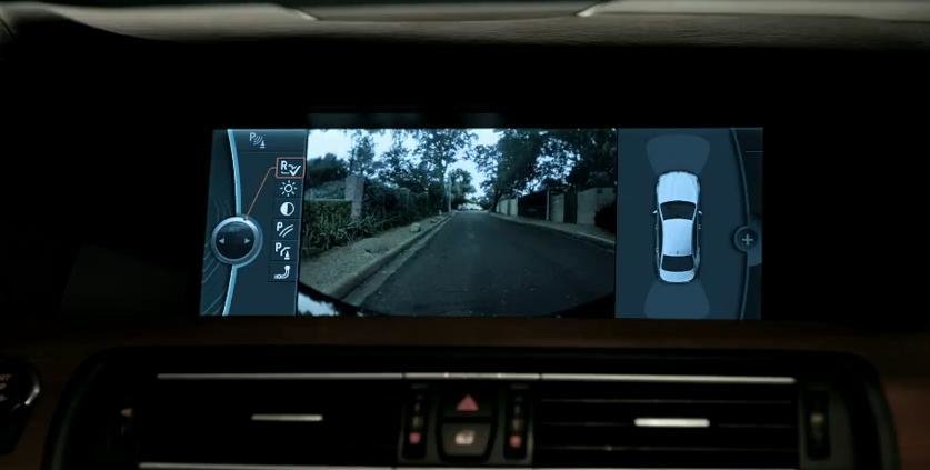 Prins in flagrant de camera pentru marsarier: noua reclama BMW Prins in flagrant de camera pentru marsarier: noua reclama BMW