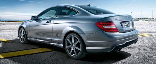 Priveste, acesta este noul Mercedes C-Class Coupe!