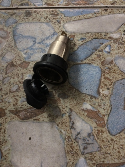 Priza 12V Opel Corsa D [2006 - 2011] Hatchback 3-usi 1.3 CDTi MT (75 hp)