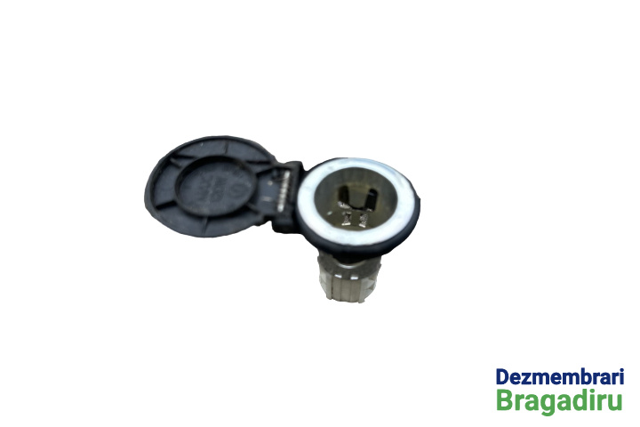 Priza 12V Volkswagen VW Golf 6 [2008 - 2015] Hatchback 5-usi 2.0 TDI MT (110 hp) Cod motor CBDC Cod culoare LB9A
