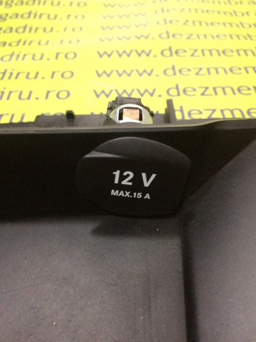 Priza bricheta Mercedes-Benz A-Class W169 [facelift] [2008 - 2012] Hatchback 5-usi A 180 Autotronic ...