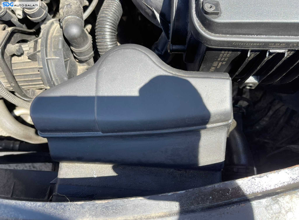 Priza Deflector Difuzor Captare Aer Skoda Octavia 2 Skoda Octavia 2 1.6 FSI 2004 - 2013 [C4120]