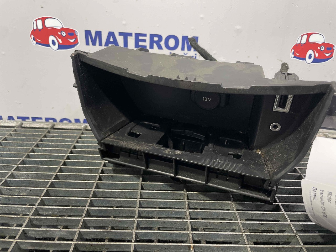 PRIZA PEUGEOT 308 308 - - (2013 2018)