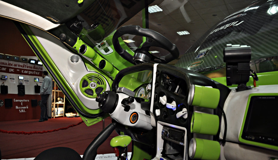 Probabil cea mai tunata masina din Romania: Mitsubishi Eclipse Probabil cea mai tunata masina din Romania: Mitsubishi Eclipse