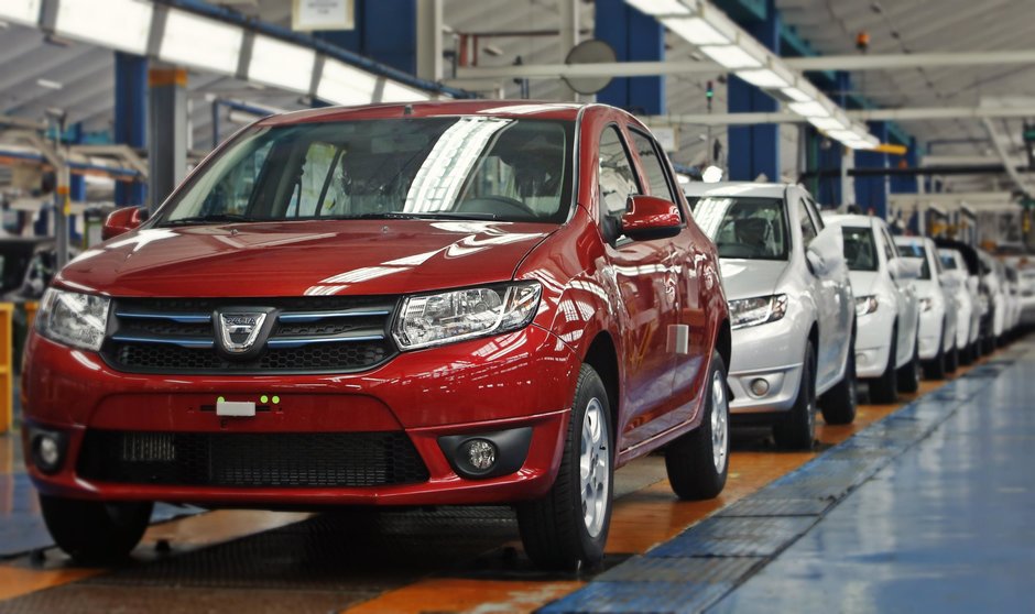 Productia Dacia din Maroc incepe sa o depaseasca pe cea de la Mioveni