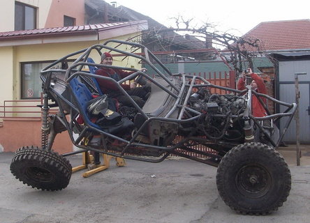 Proiect 100% romanesc - masina pentru off-road extrem