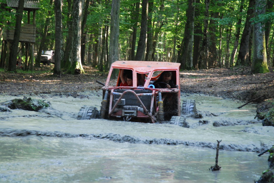 Proiect finalizat - masina de off-road fabricata in Romania