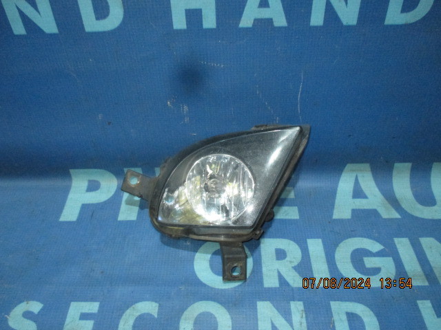 Proiectoare BMW E90 2009; 17003701 (o ureche de prindere rupta)