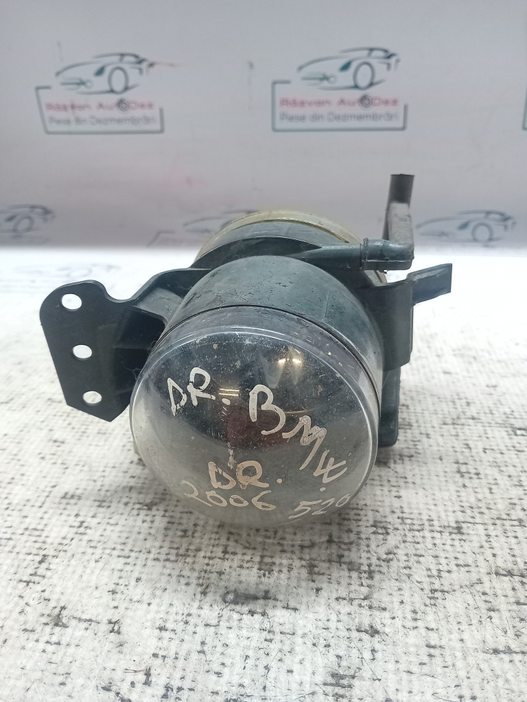 Proiectoare dreapta BMW 520 2006