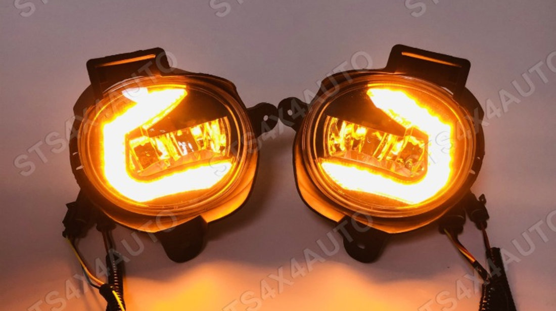 PROIECTOARE LED CU LUMINI DE ZI DRL SI DYNAMIC SEMNALIZARE TOYOTA HILUX VIGO 2012-2015 [V2]