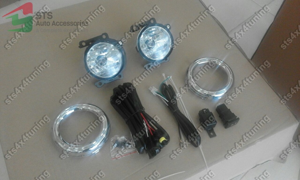 PROIECTOARE MITSUBISHI L200 TRITON 2015-2018 CU CROM