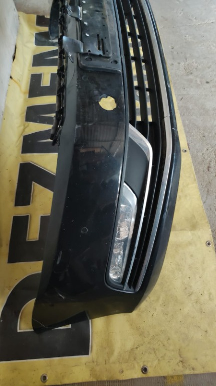 Proiectoare Volkswagen Passat B7 Combi 2.0 TDI 2012