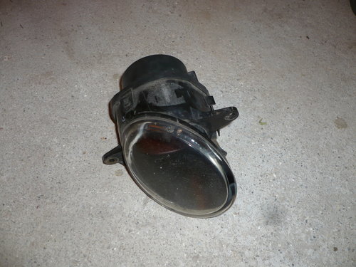 Proiector ceata AUDI A6 B4 C5 din ani 2000 2005