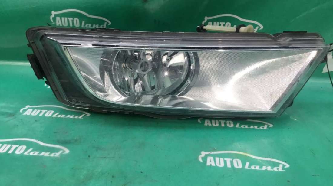 Proiector Ceata Dreapta 5e0941700d Tip Lampa H8 Skoda OCTAVIA 5E3 2012