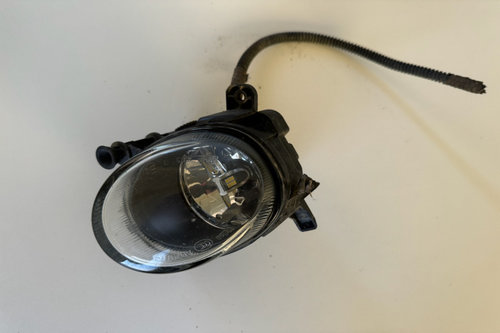 Proiector ceata dreapta 8t0941700 Audi A1 8X [2010 - 2014]