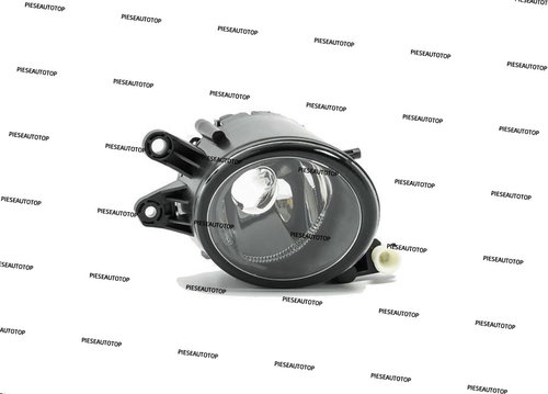 Proiector ceata dreapta Audi A4 B6 2000 NOU 8E0941700B