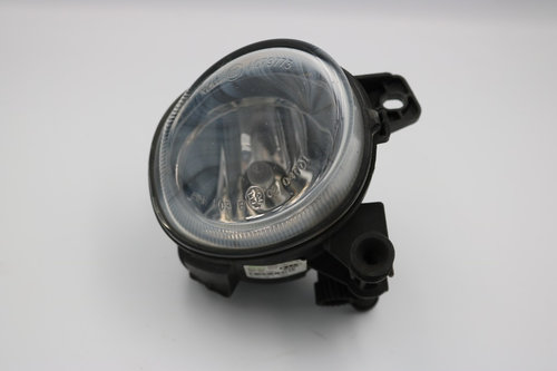 Proiector ceata dreapta Audi A5 8T0941700E