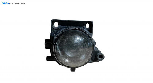 Proiector Ceata Dreapta cu Lupa de pe Bara Spoiler Fata Audi A6 C5 1997 - 2003 [L5397]
