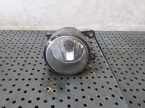 Proiector ceata dreapta ford fiesta 6 cb1 ccn 89204894 2n1115201ab