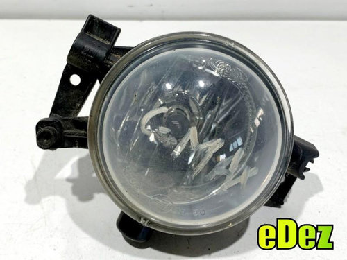 Proiector ceata dreapta Ford Focus C-Max (2003-2007) 3M51-15K201-AA