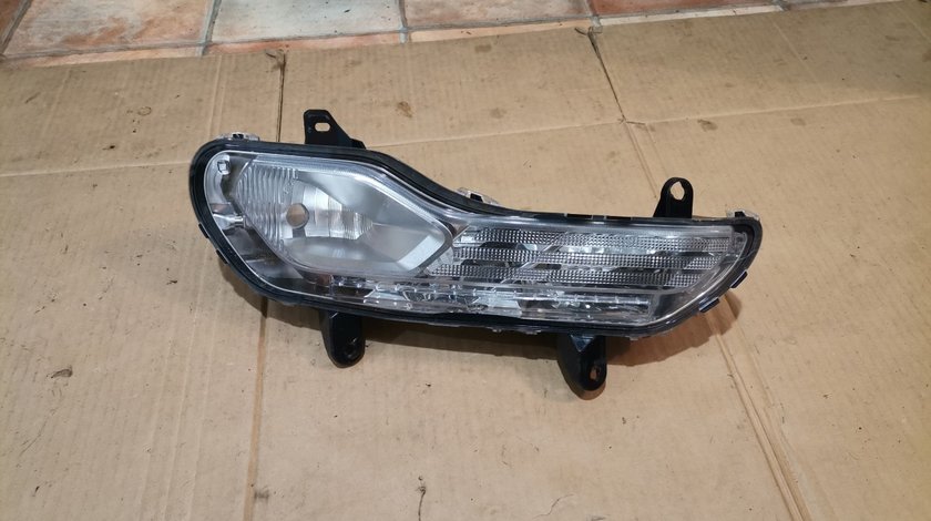 Proiector ceata dreapta Ford Kuga 2 II (2013-2016) cod CV4413B220AG