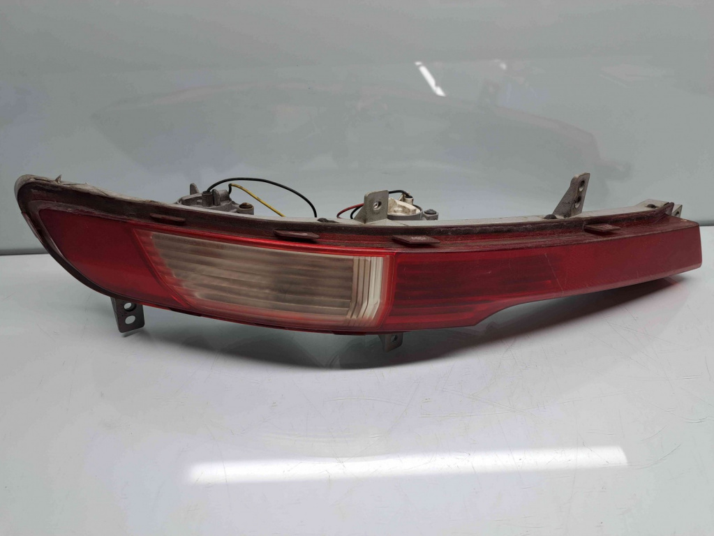 Proiector ceata dreapta Kia Sportage III [Fabr 2010-2016] OEM