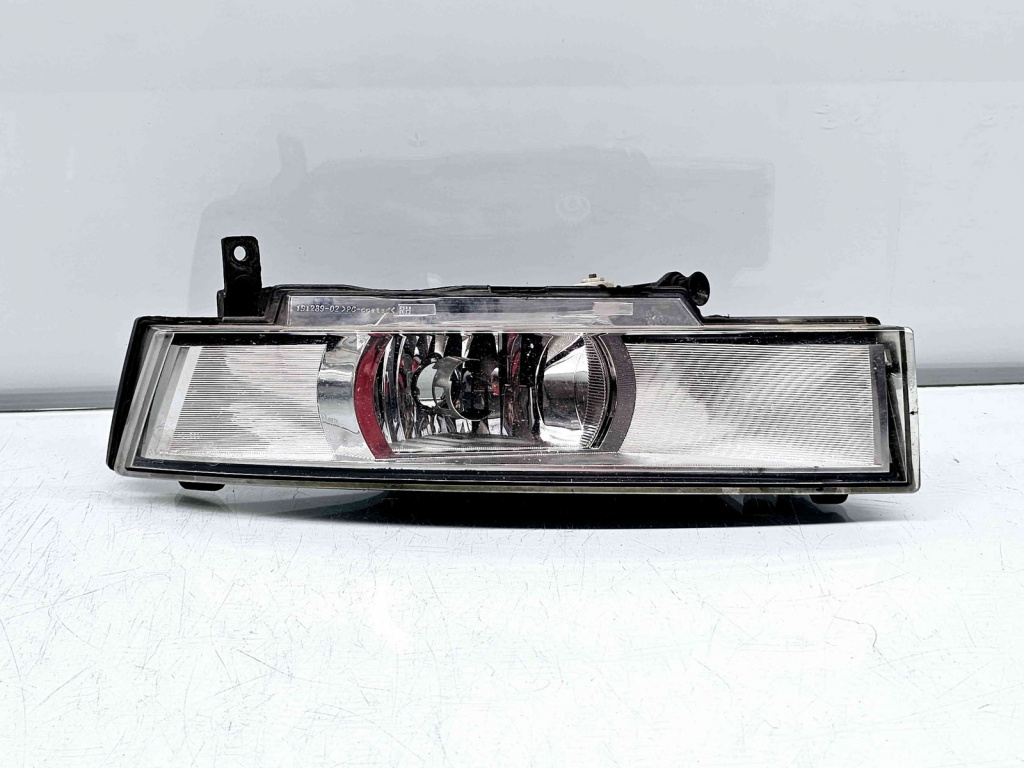 Proiector ceata dreapta Skoda Yeti (5L) [Fabr 2009-2020] OEM