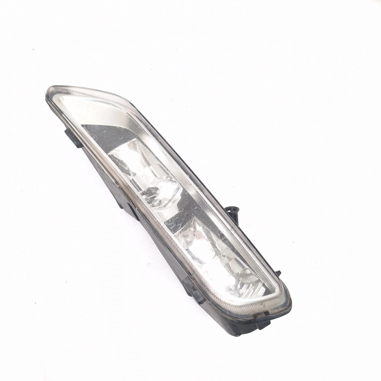 Proiector Ceata / Far Ceata Dreapta Audi A6 (4A, C4) 1994-1997 A047358