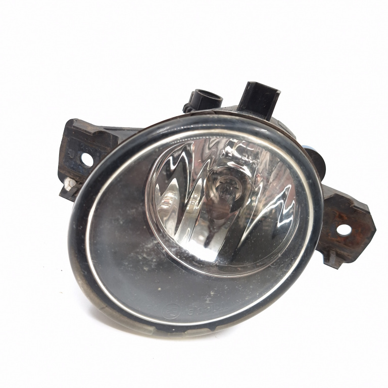 Proiector Ceata / Far Ceata Renault Clio 3 2005-2012 1.6 16V (Br05, Br0B, Br0Y, Br15, Br1J, Br1M, Br1Y, Cr0B...) K4M 800 Benzina Dreapta 8200002470, 39201782, 64211L, 89201782 Valeo