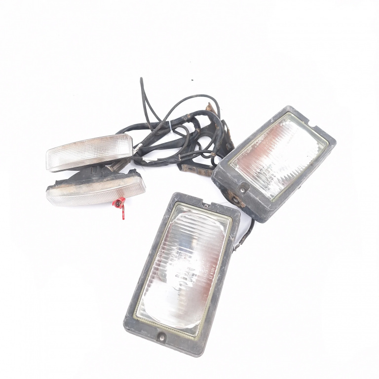 Proiector Ceata / Far Ceata Scania R144 1995 - 2007 1305620331, 1326935, 1305620332, LE 2058 A, LE2058A, 0414593 R8, 0414593R8