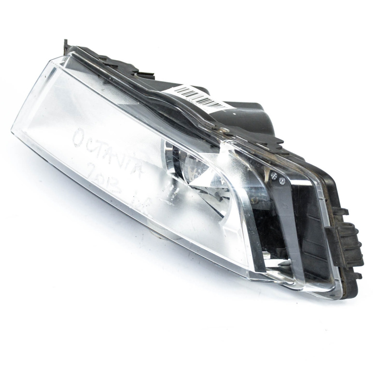 Proiector Ceata / Far Ceata Skoda Octavia 3 (5E) 2012-2020 Dreapta 5E0941700D