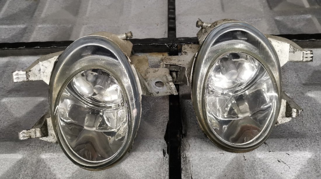 PROIECTOR CEATA HALOGEN STANGA SAU DREAPTA ORIGINAL VALO PEUGEOT 206 2002