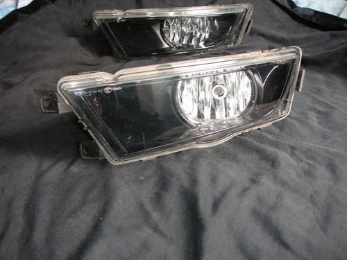 Proiector ceata Skoda Octavia 3 Stanga cod 5E0941701E