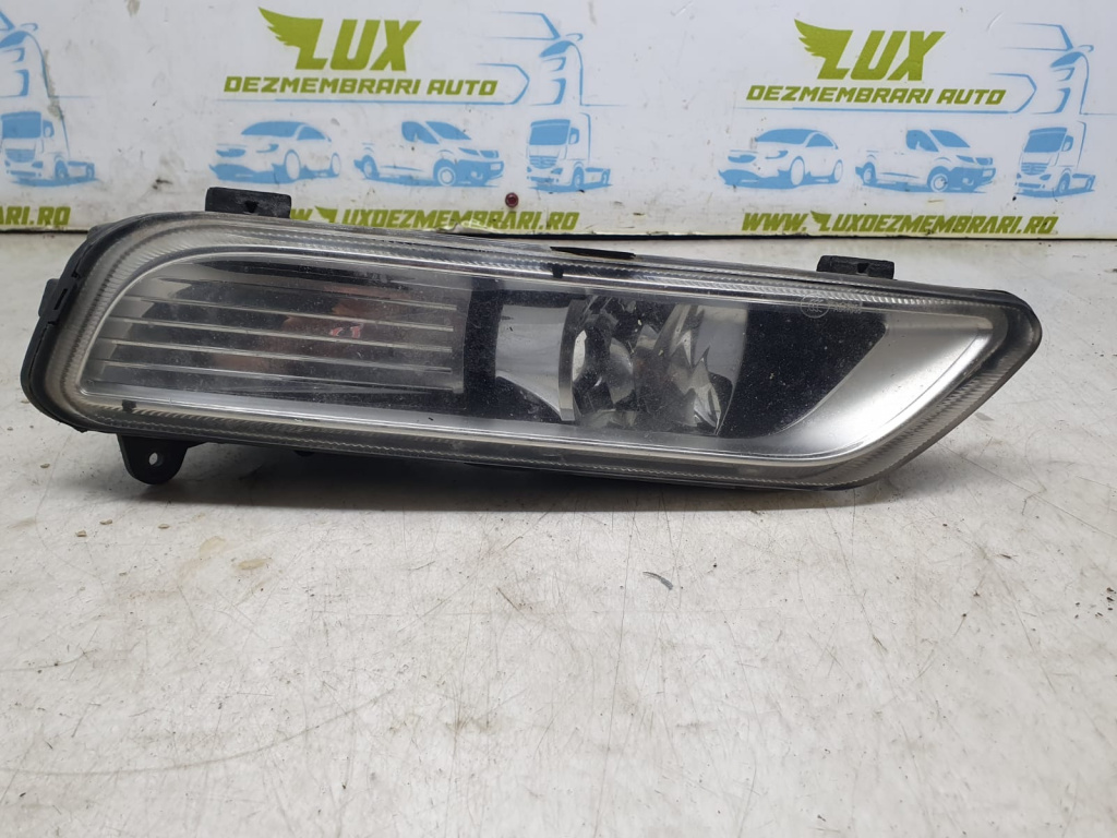 Proiector ceata stanga 17662402 Volkswagen VW Passat B7 [2010 - 2015] 1.6 tdi CAYC