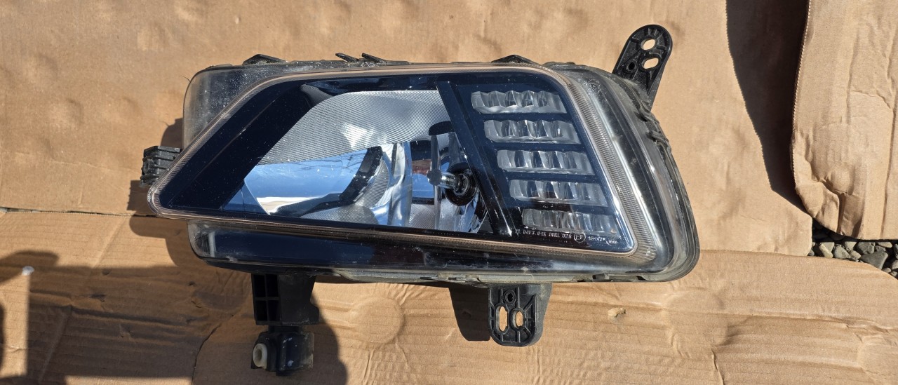 Proiector ceata stanga cu DRL Vw Polo 2G AW 2018 2019 2020 2021