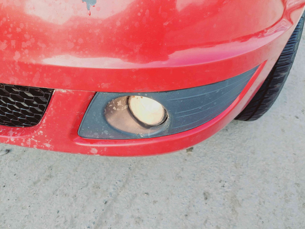 Proiector ceata stanga Dacia Logan (LS) [Fabr 2004-2012] OEM