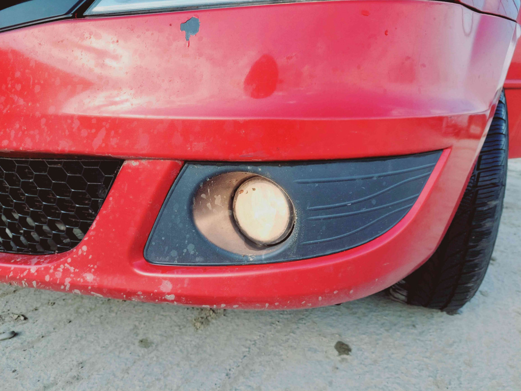 Proiector ceata stanga Dacia Logan (LS) [Fabr 2004-2012] OEM