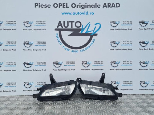 Proiector ceata stanga dreapta Opel Zafira C 2011-2016 13401154 / 13401153