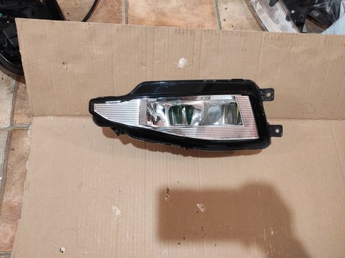 Proiector ceata stanga LED VW Passat B8 3G (2018-2024) cod 3G0941699