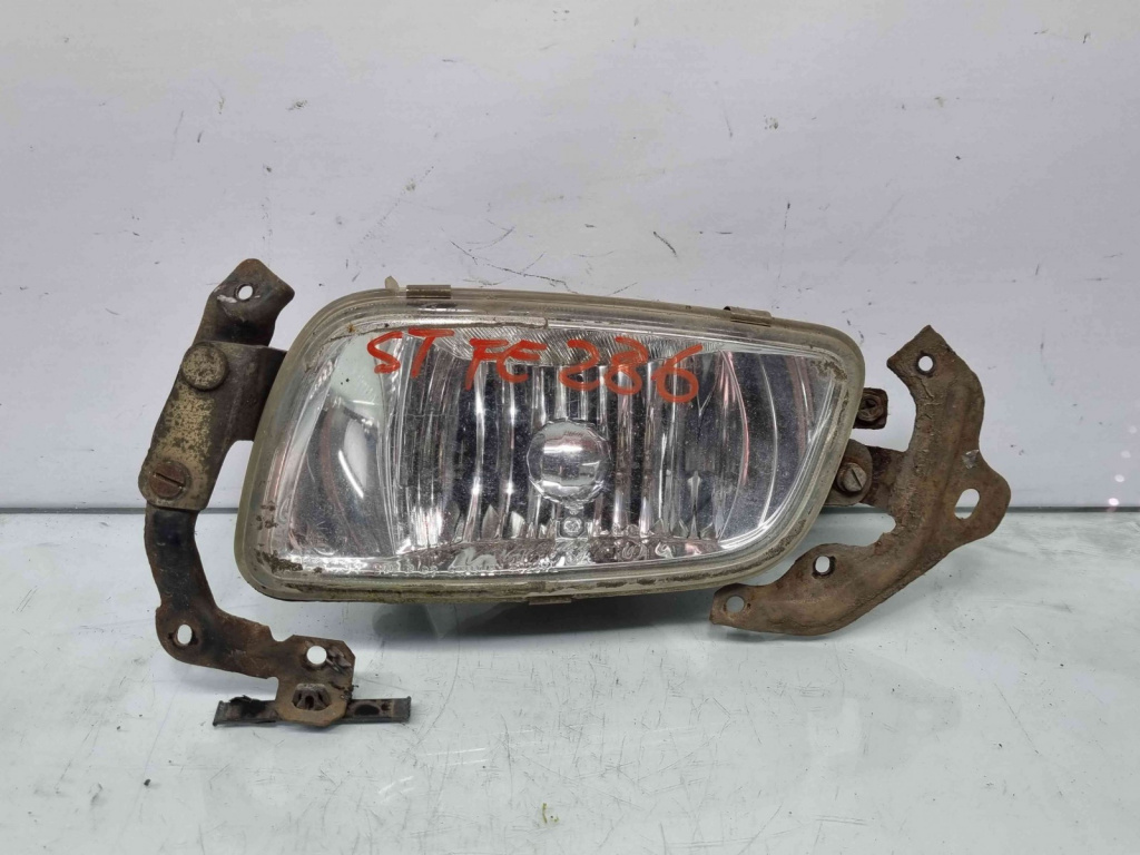 Proiector ceata stanga MITSUBISHI Shogun II [Fabr 2002-2014] OEM