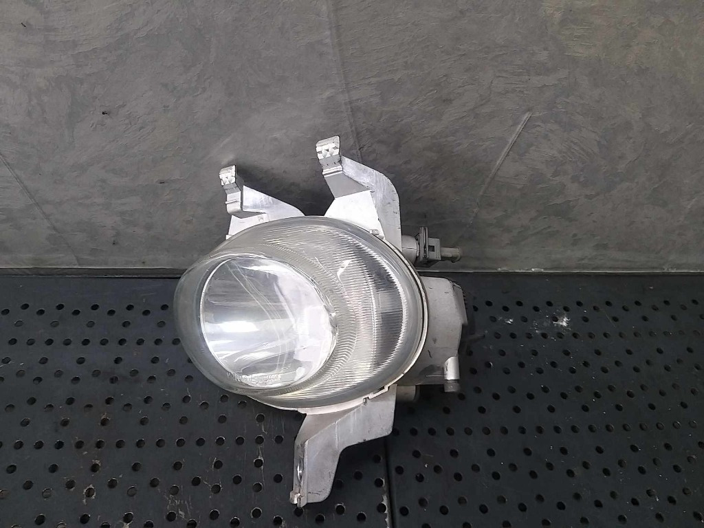 Proiector ceata stanga peugeot 206 9635076180