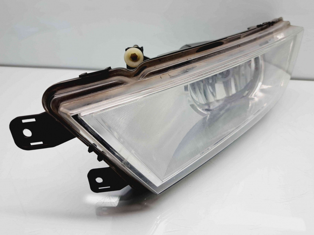 Proiector ceata stanga Skoda Octavia 3 (5E3) [Fabr 2012-2020] OEM