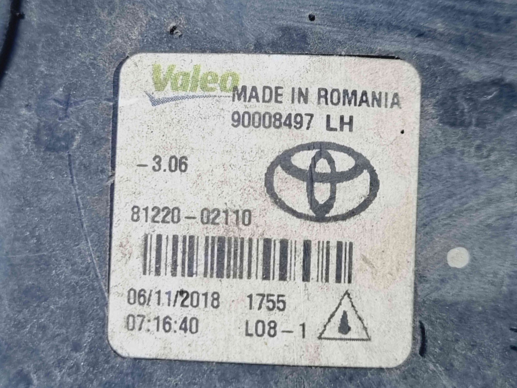 Proiector ceata stanga Toyota Corolla IX Sedan (ZRE1) [Fabr 2013-2019] 81220-02110