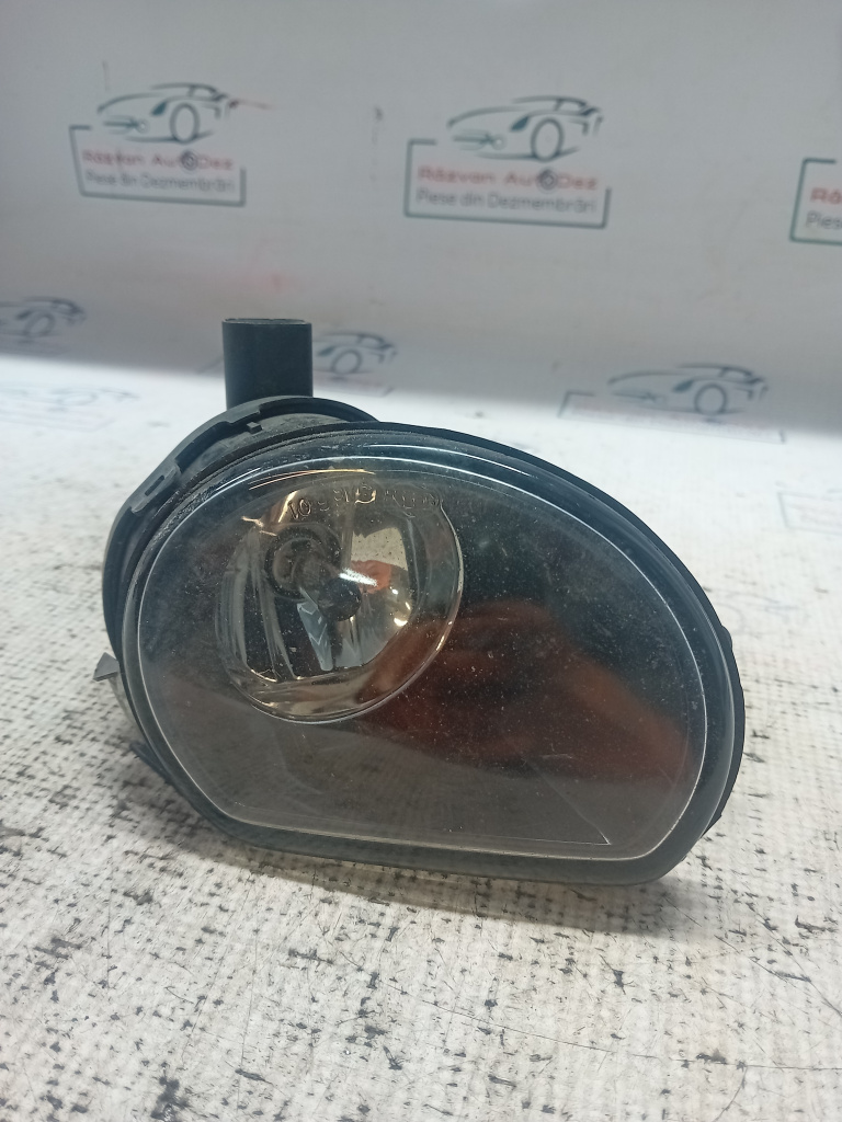 Proiector dreapta Audi A3 2010