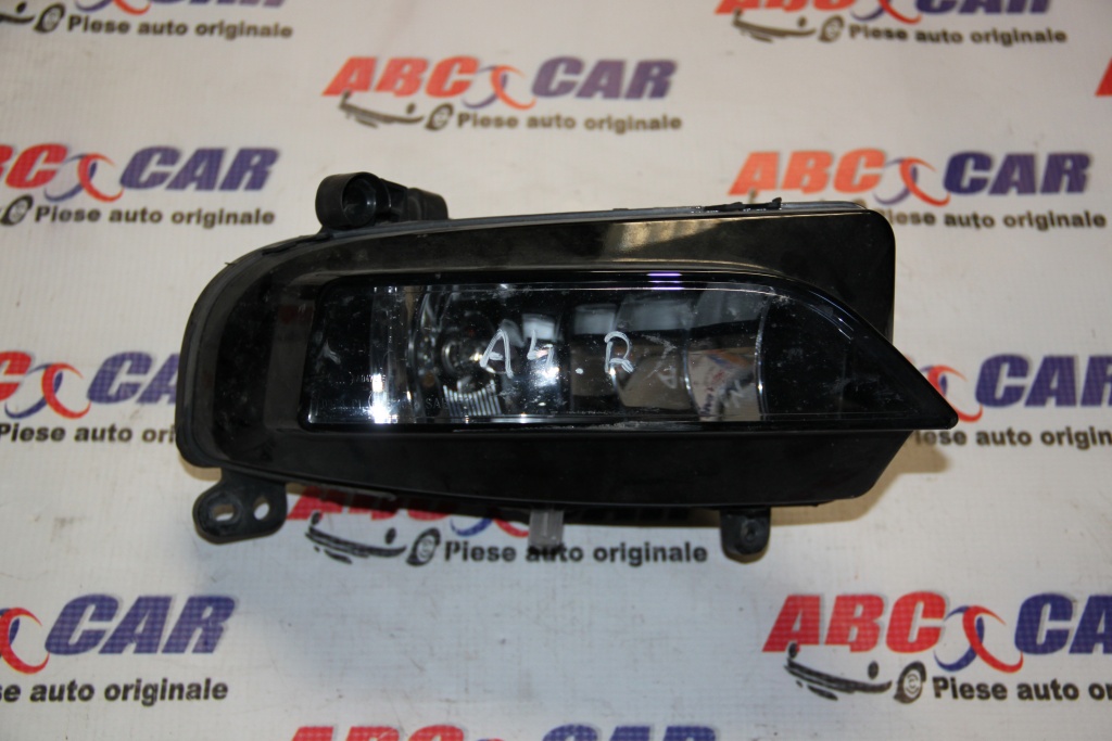 Proiector dreapta Audi A4 B8 8K Facelift cod: 8K0941700C model 2014