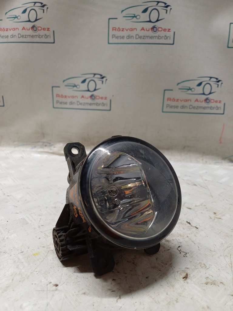 Proiector dreapta Citroen C5 Aircross 1.2 Benzina 2019, 9687410080